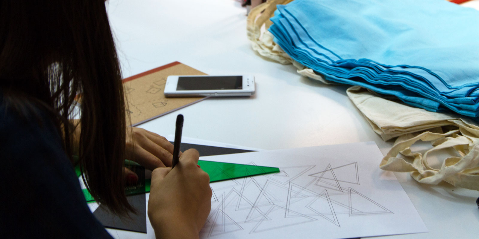 Talleres gratuitos para jóvenes creativos de 7 a 13 años, y de 14 a 18 años, todos los sábados de junio MADRID