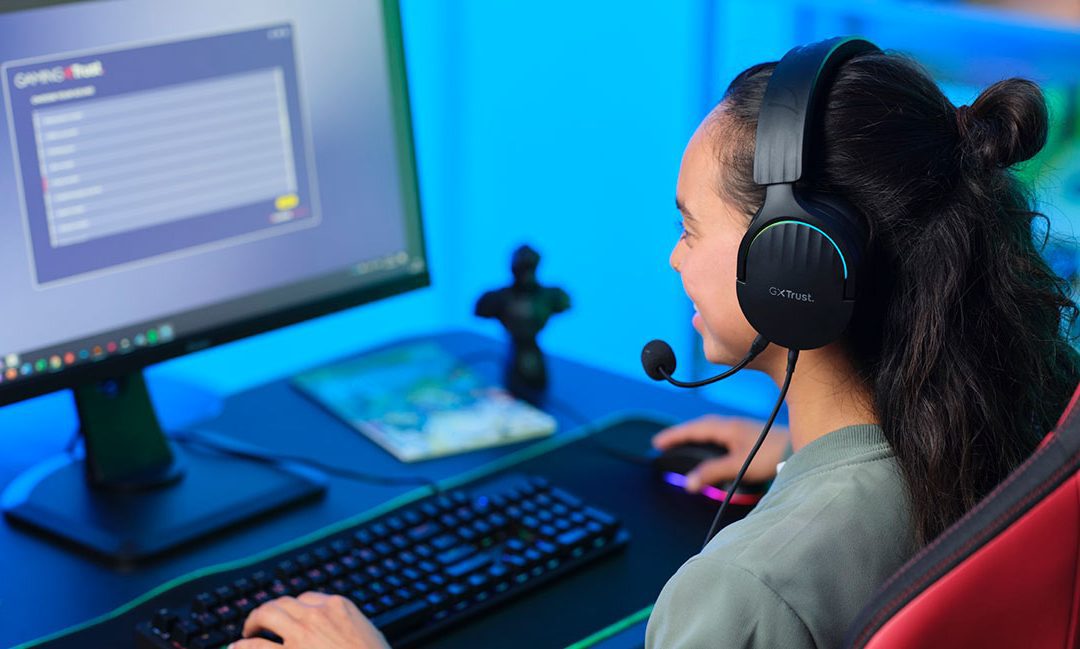 Trust presenta los auriculares gaming GXT 490 Fayzo 7.1